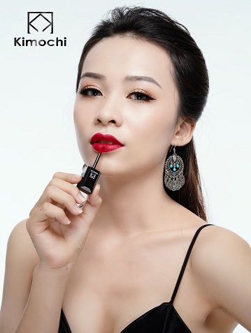 Khoa học chứng minh Tô son được ngắm nhìn nhiều hơn Khoa học chứng minh Tô son được ngắm nhìn nhiều hơn