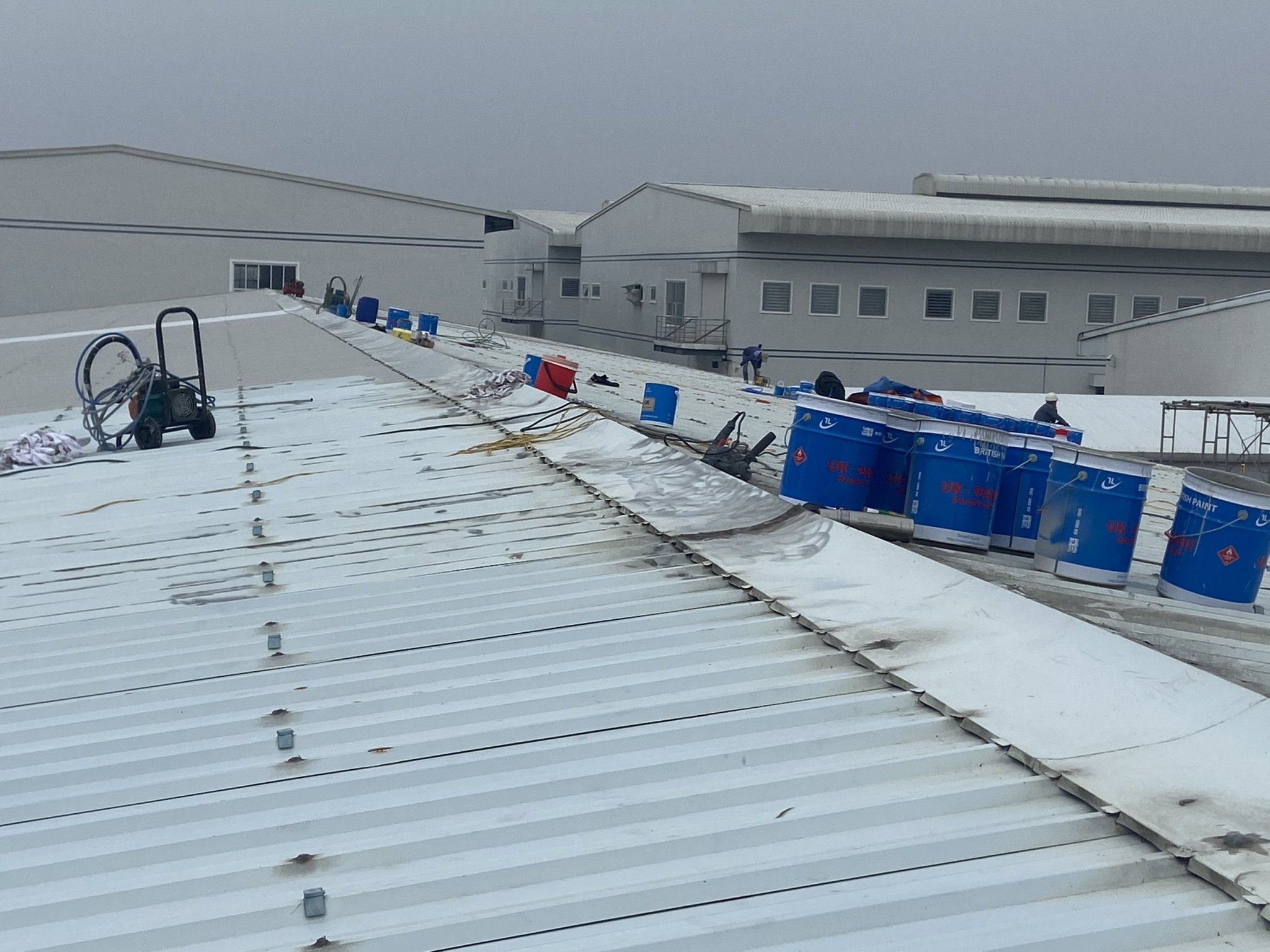 Dự án thi công sơn Epoxy và sửa mái tôn
