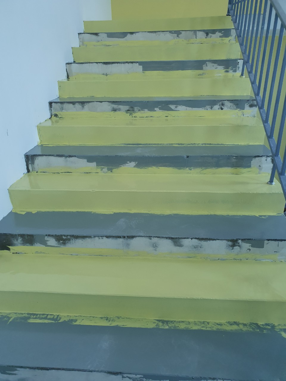 Thi công cầu thang bộ Trường Quốc Tế Korea Global Xuân Phương