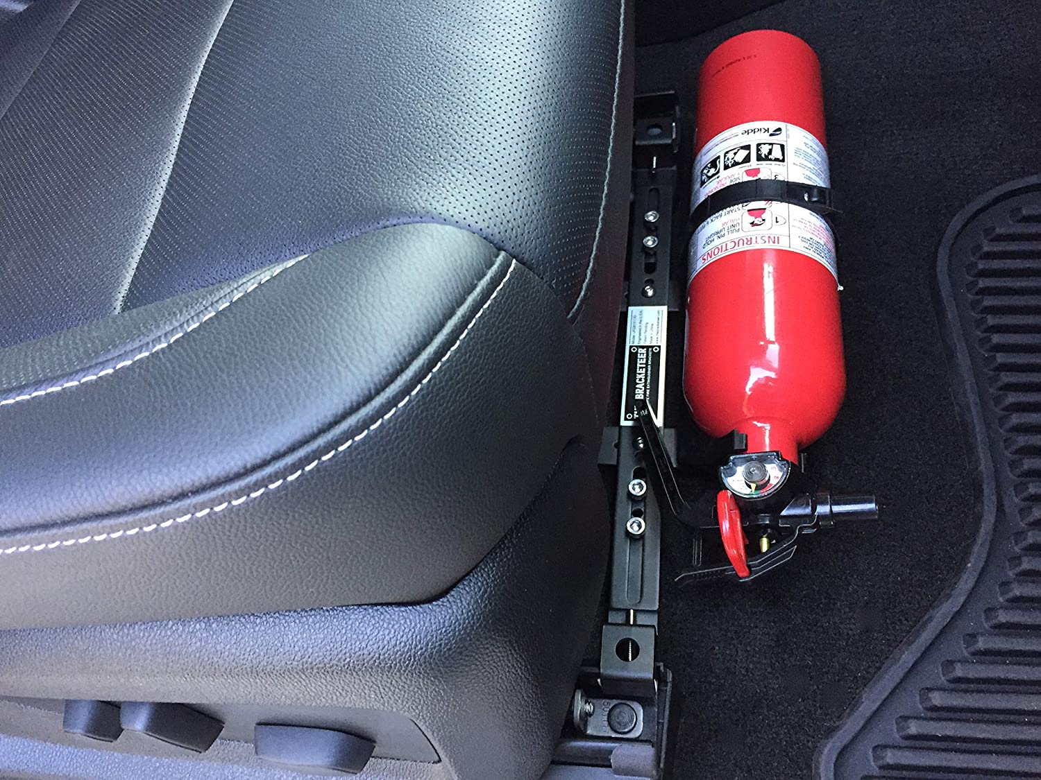 bình cứu hỏa ô tô