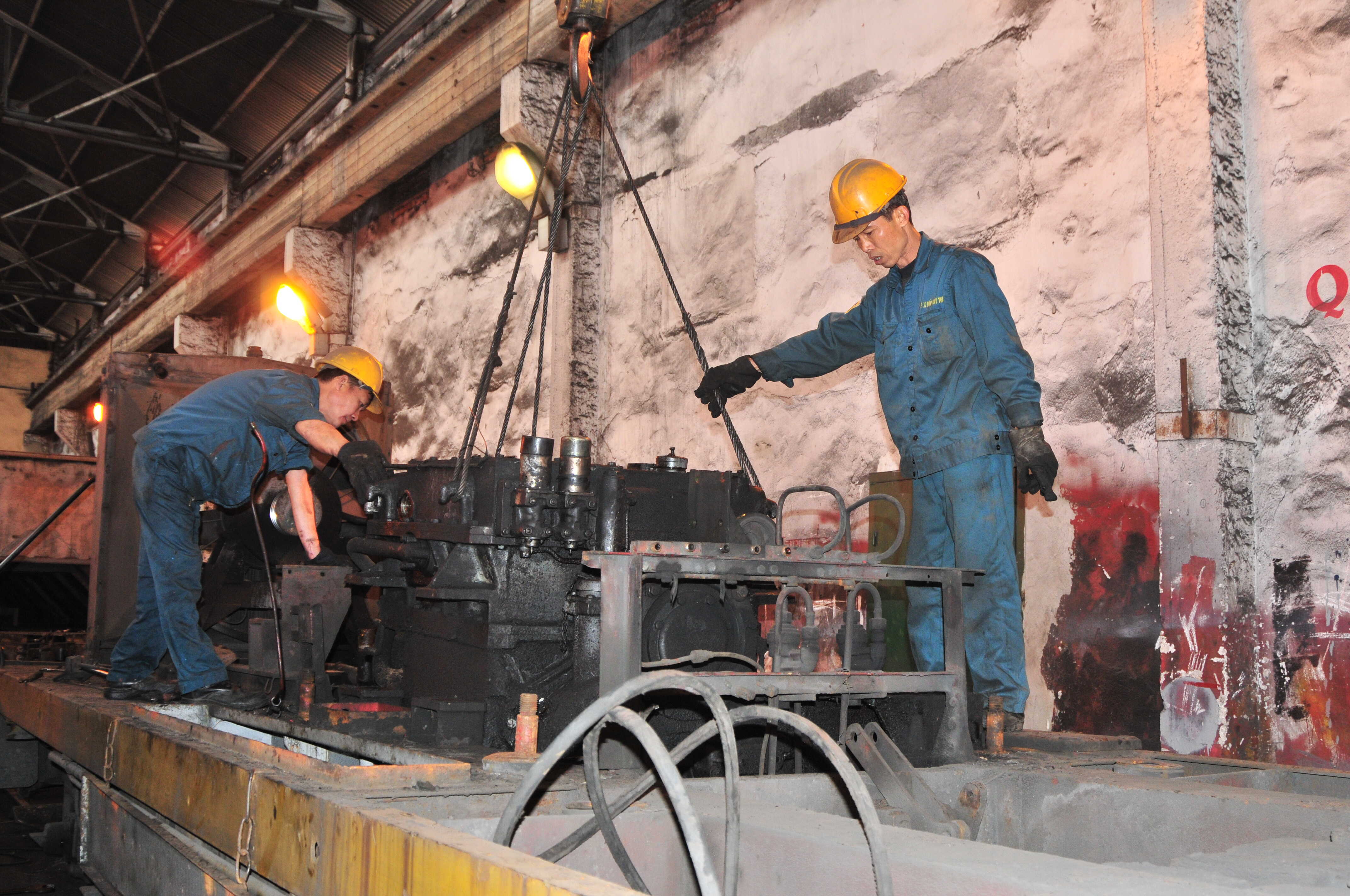 quan ao bao ho gia re