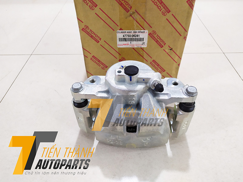 Cụm phanh trước Camry 2008 - 2017