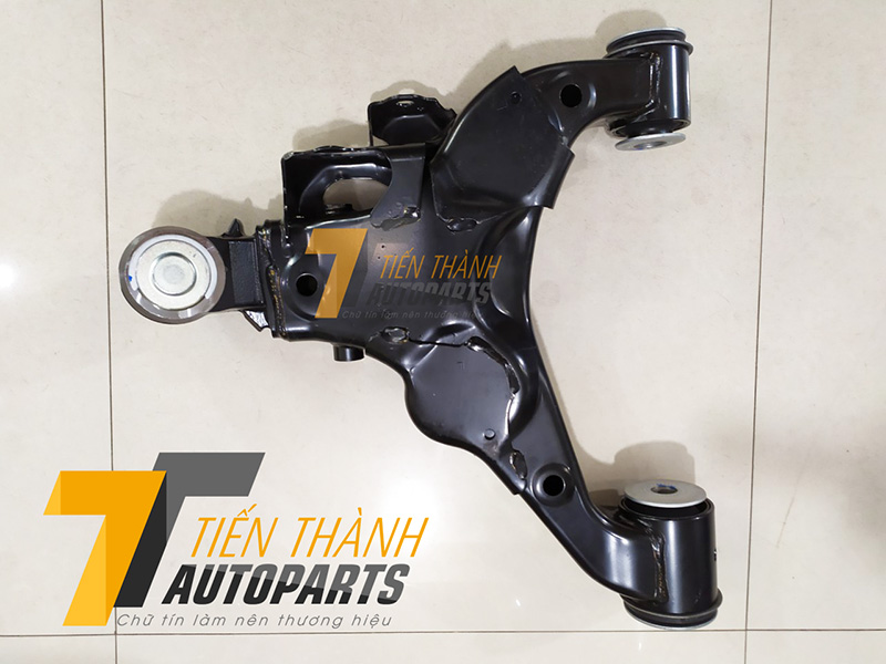 Càng A trước dưới Lexus LX570 - Land 2007-2013