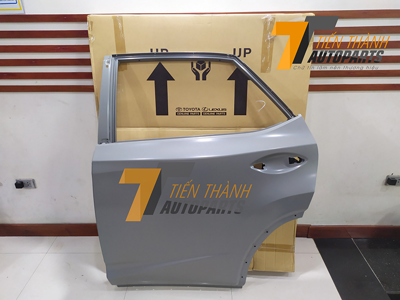 Cánh cửa sau Lexus RX300 2020-6700448190
