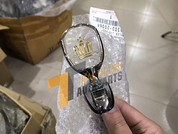 Vương miện nắp ca bô trước Crown 3.0 JZS133