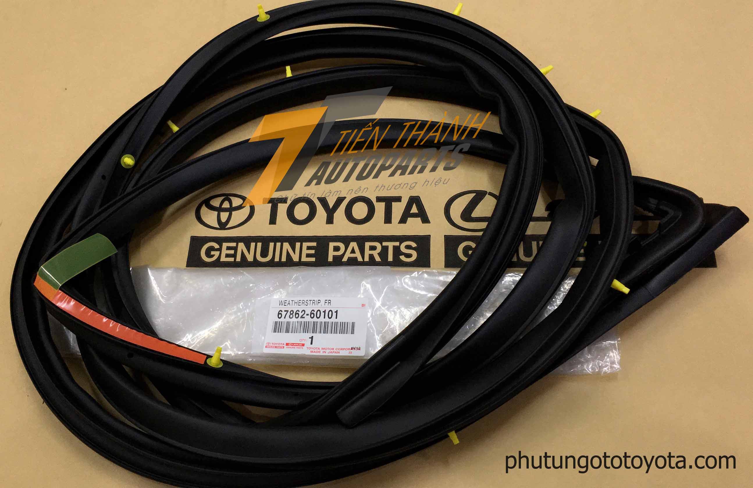 Gioăng cánh cửa trước Land FZJ100 (LH) - 6786260101