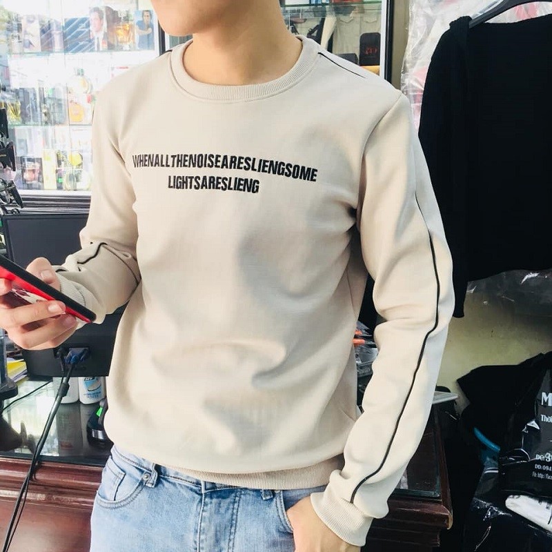 Áo thu đông nam phối với áo khoác dài thời thượng