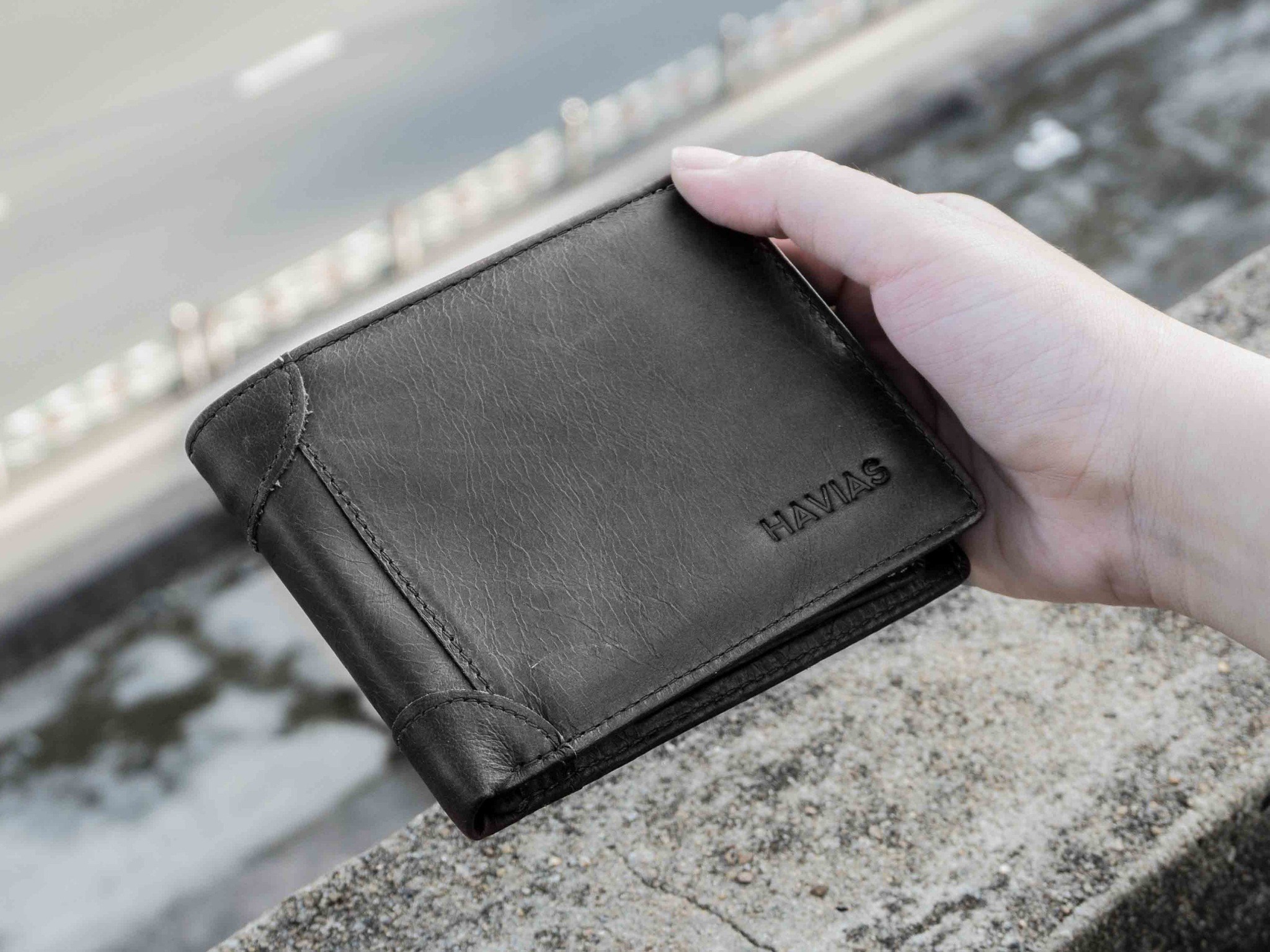 Ví da bò khoá kéo ngang LAZIP HAVIAS - Ví da bò nam size lớn