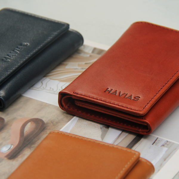 Ví da nữ HAVIAS khắc tên tinh tế bằng công nghệ laser