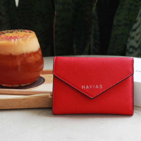 Ví da nữ khắc tên HAVIAS sử dụng hàng ngày tiện lợi