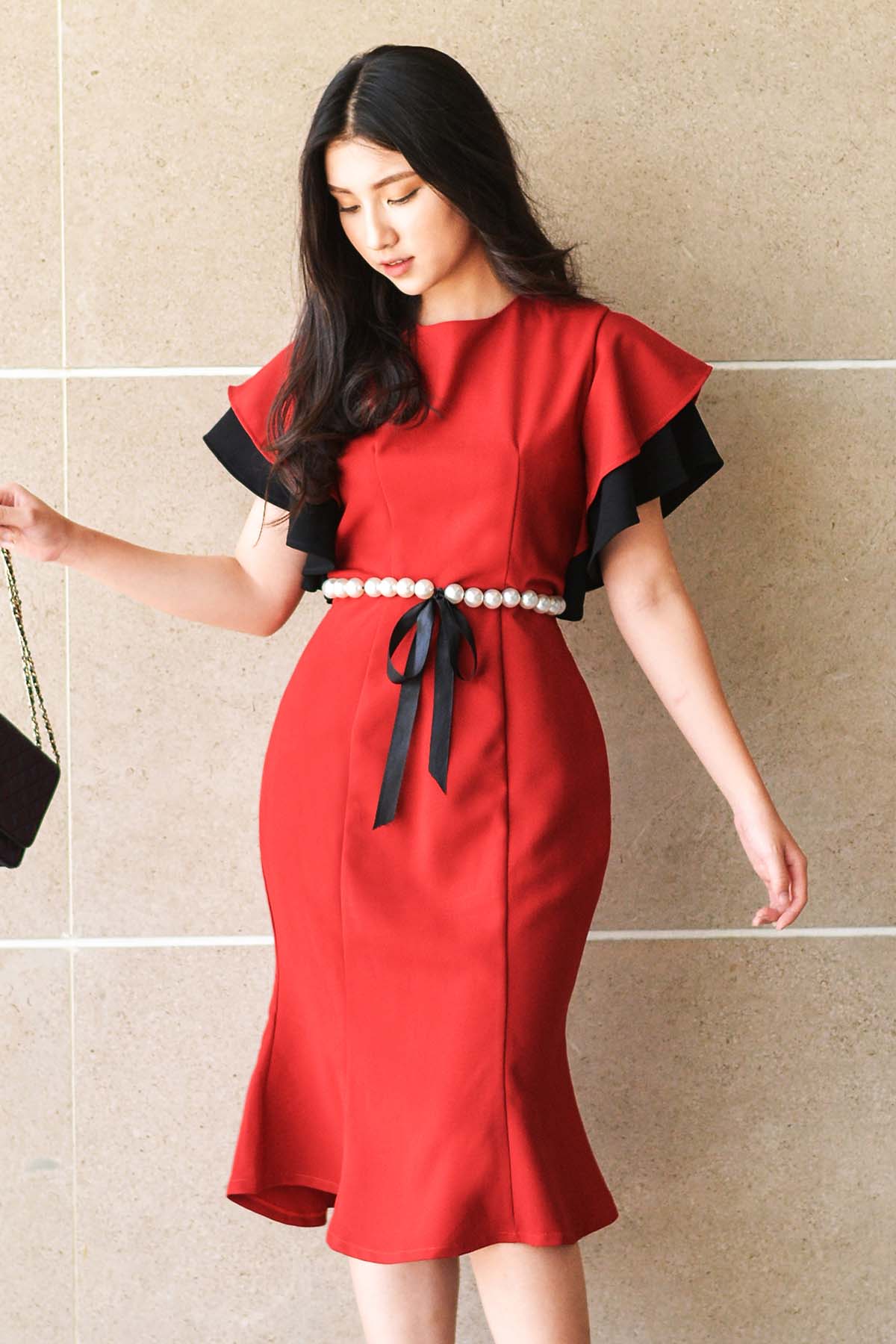 Đầm Thiết Kế Cao Cấp Đỏ Cascade Sleeve Pearl Belt mixed Black Red Dress