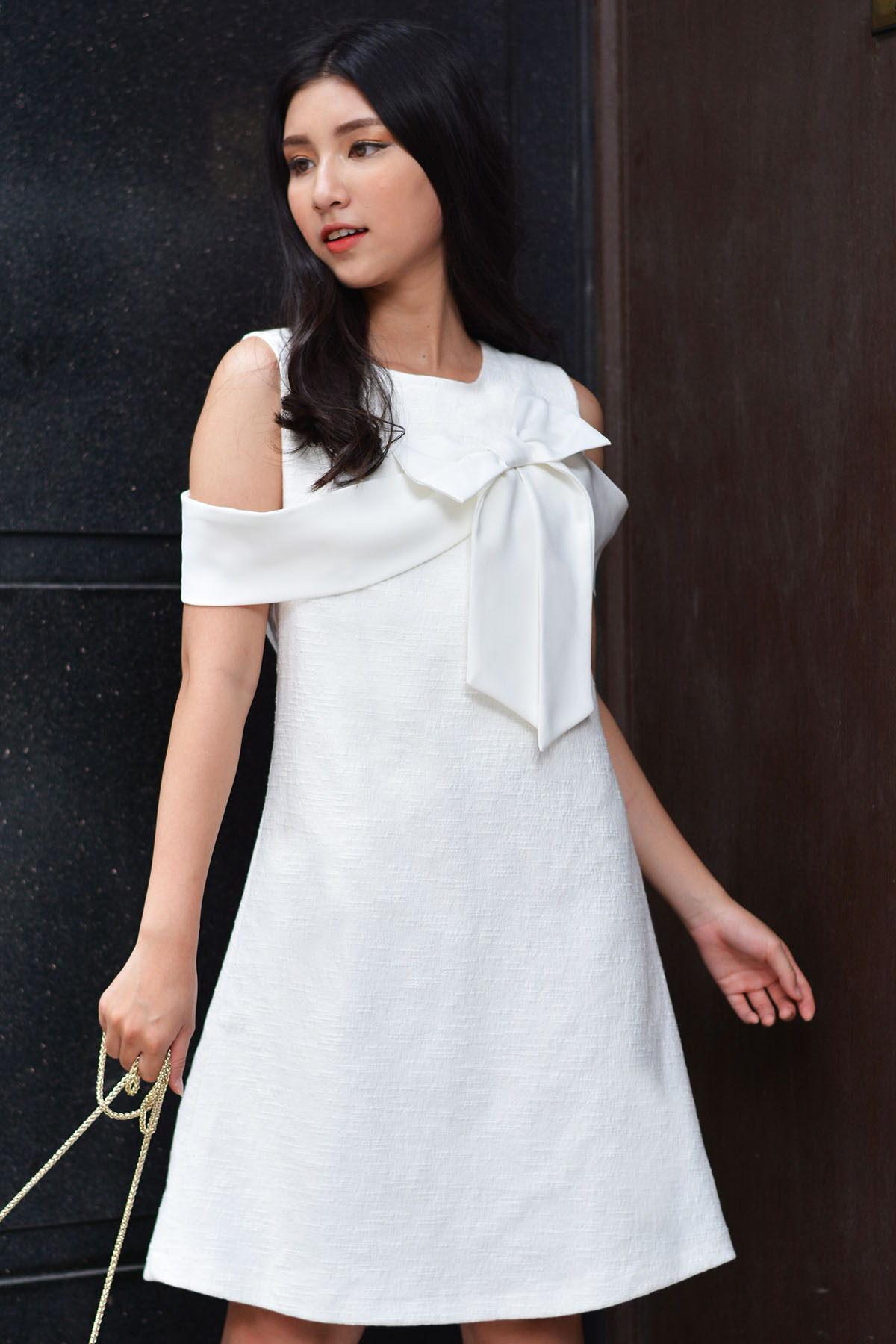 Đầm Thiết Kế Cao Cấp Textured Fabric Bow Cross Tie Dress