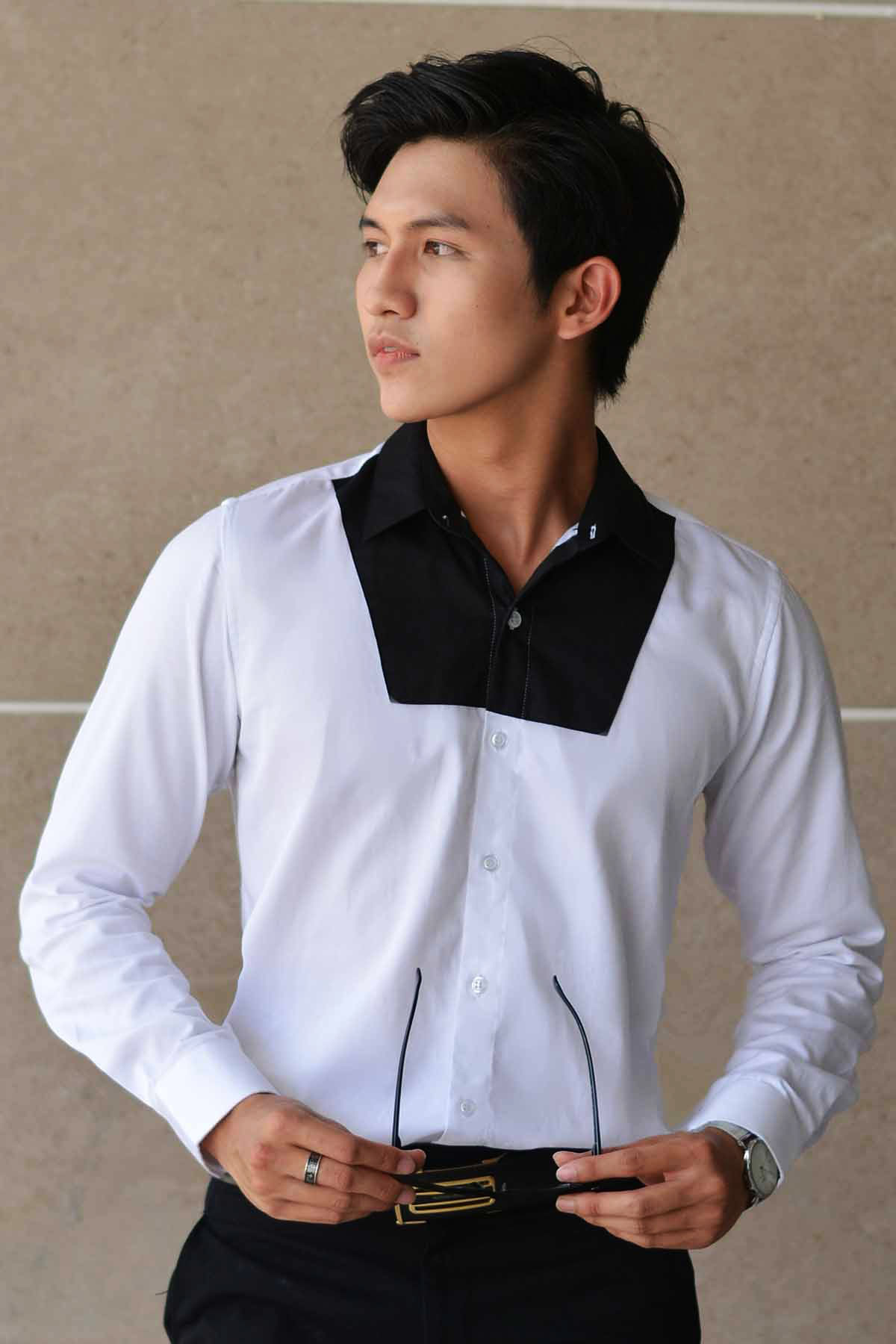 Sơ Mi Thiết Kế Black Chest Hidden Button Down White Shirt