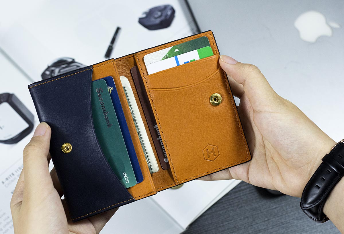 Ví_da_Eclipse_Handcrafted_Mini_Wallet_màu_vàng_bò