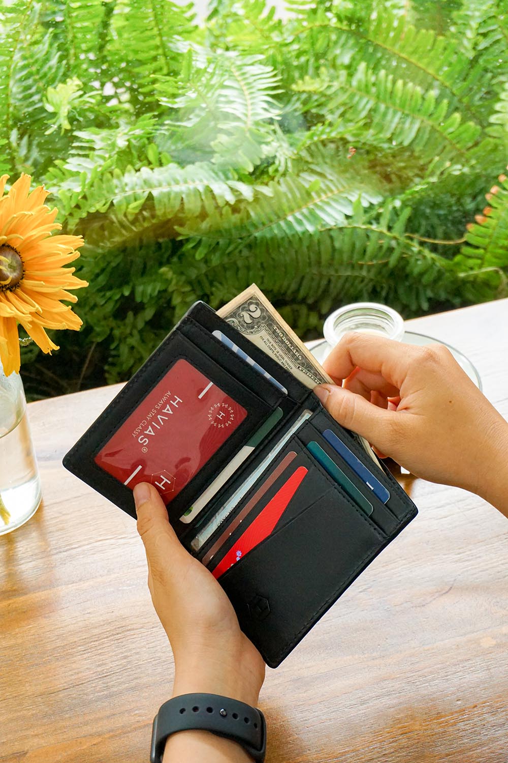 ví đứng da thủ công Verzip2 Handcrafted Wallet cho nam nữ, màu đen