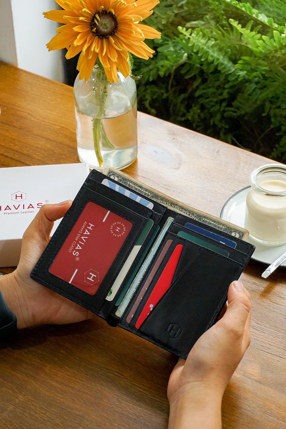 ví đứng da thủ công Verzip2 Handcrafted Wallet cho nam nữ, màu đen