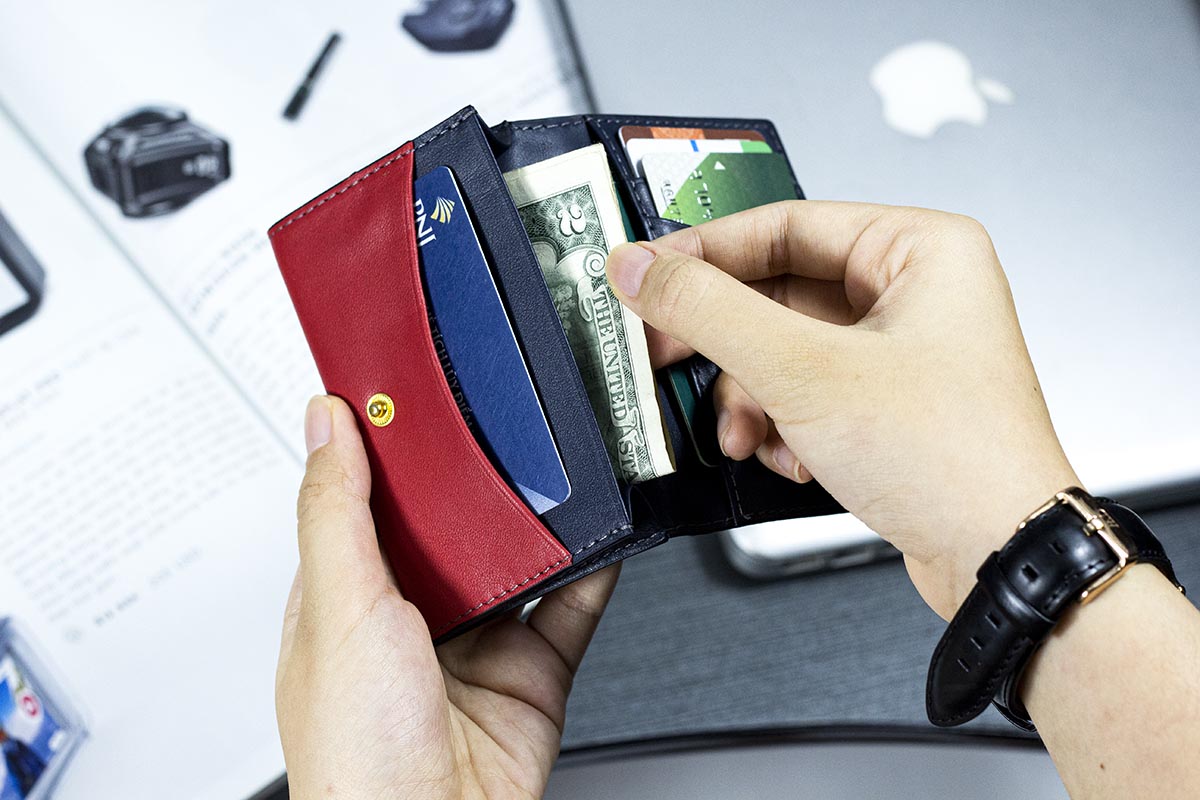 Ví_da_Eclipse_Handcrafted_Mini_Wallet_màu_Xanh_Navy