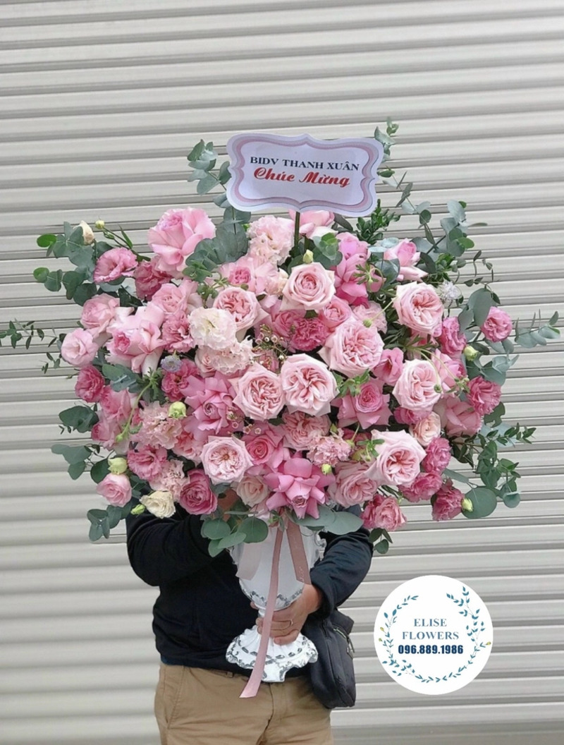 Bình hoa hồng Ohara hồng đẹp ở Hà Nội. Bình hoa hồng thơm ngát ở quận Cầu Giấy, Hà Nội. Shop hoa tươi Hà Nội. Elise Flowers