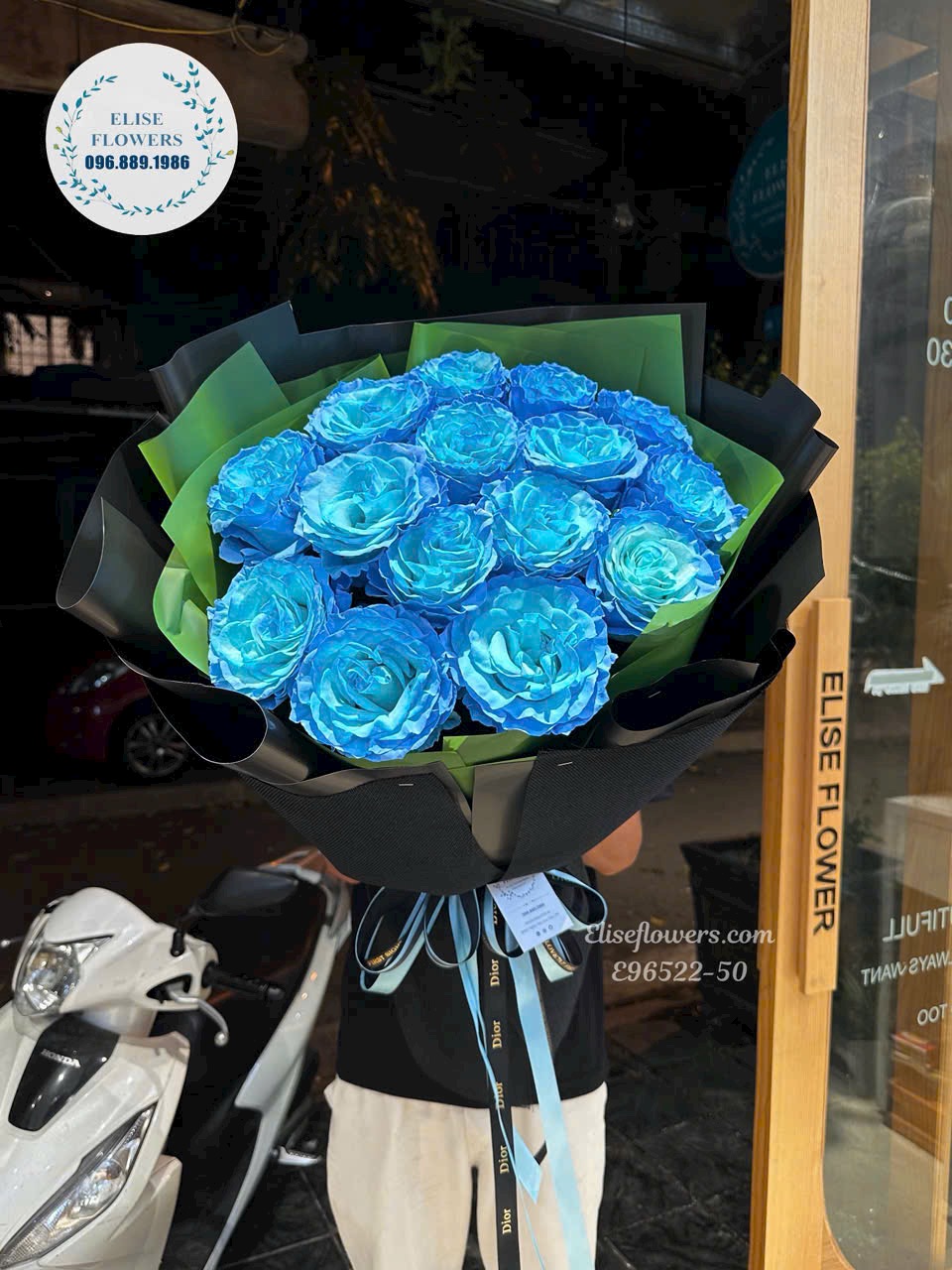 Bó ecuador xanh nhập khẩu cao cấp tặng sinh nhật ở Hà Đông