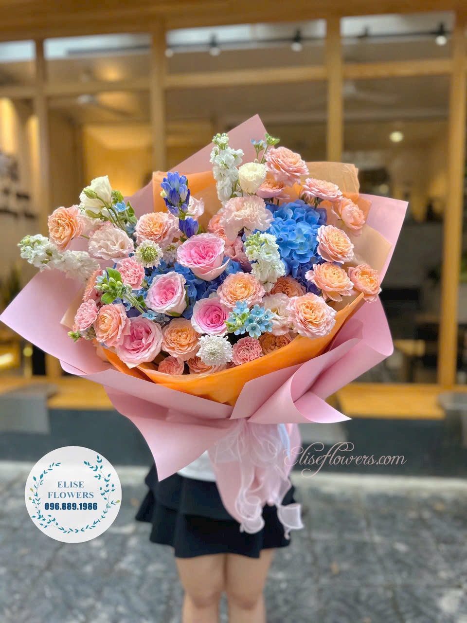 Mua bó hoa tặng sếp mới thăng chức. Điện hoa tặng sếp mới thăng chức