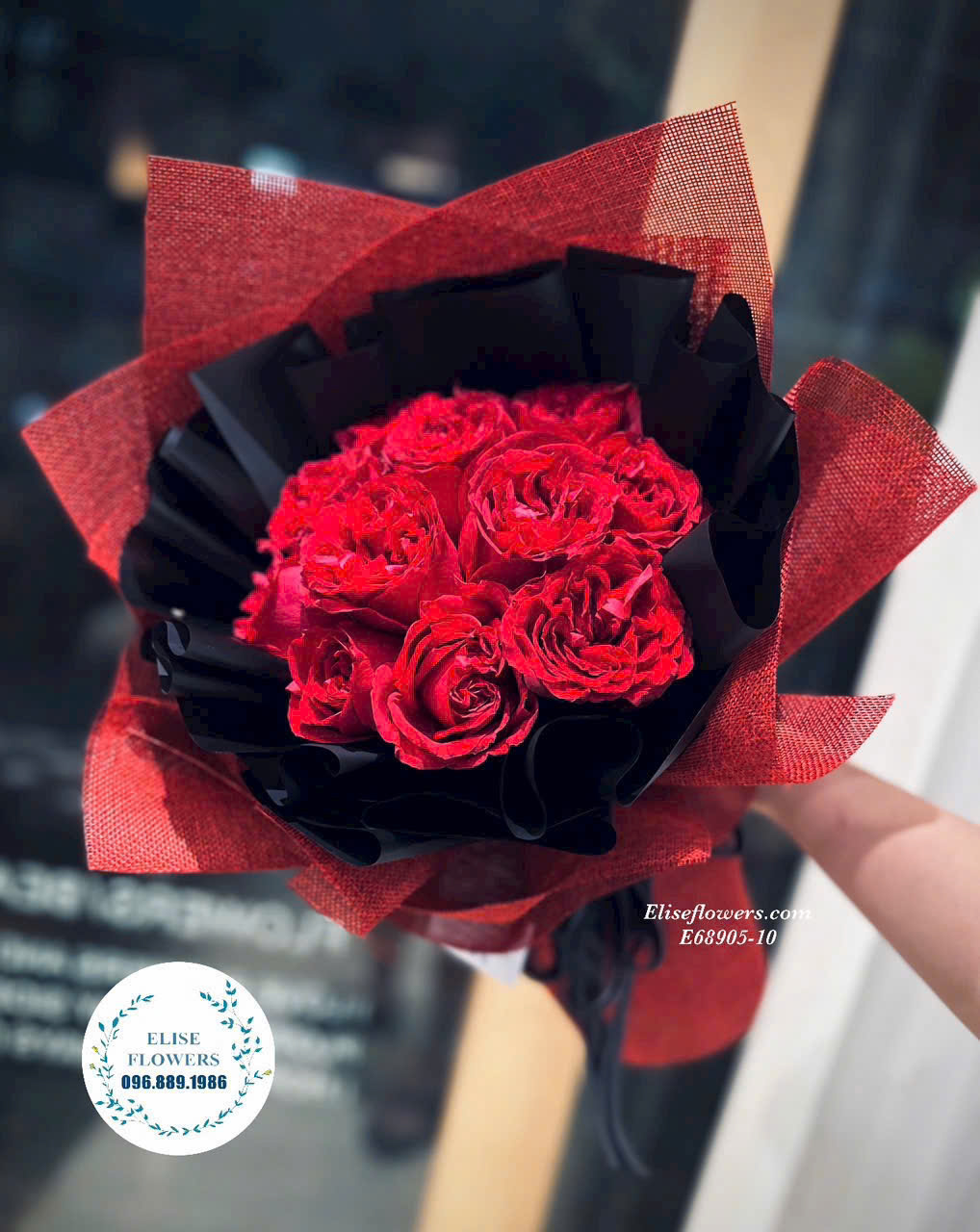 Bó hoa hồng đỏ đẹp ở Hà Nội. Đặt mua bó hoa hồng đỏ đẹp tại HÀ NỘI