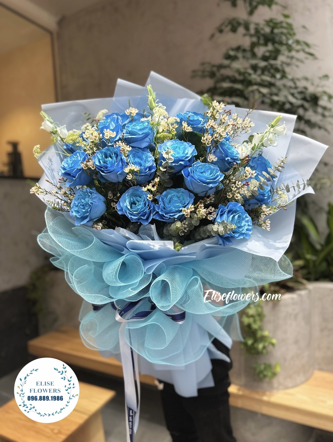 Bó hoa hồng xanh nhập khẩu. Bó hoa hồng xanh Ecuador. Shop hoa tươi nhập khẩu uy tín ở Hà Nội.