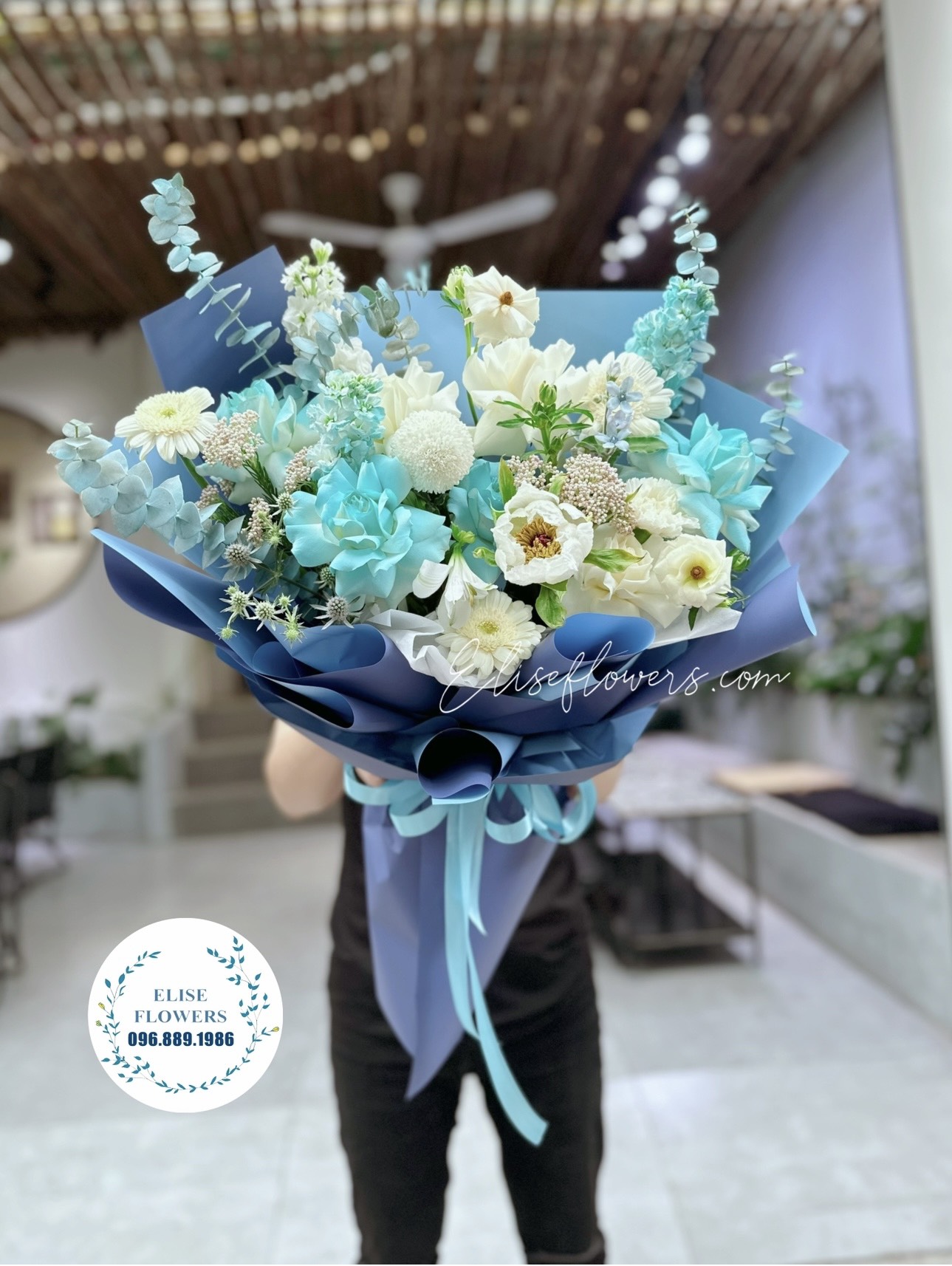 Bó hoa tặng sinh nhật sếp đẹp. Bó hoa tặng sinh nhật sếp xanh dương. Hoa tươi Cầu Giấy, Đặt hoa Online