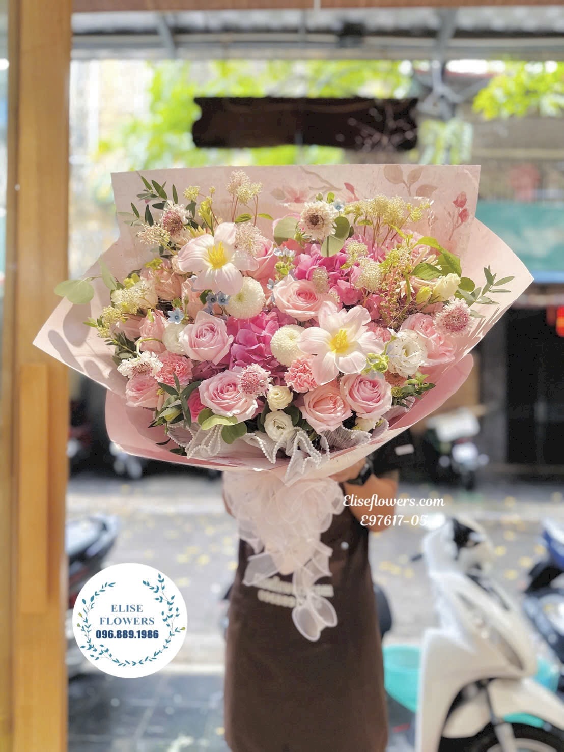 Bó hoa tone hồng ngọt ngào tặng người yêu | Điện hoa Hà Nội Eliseflowers