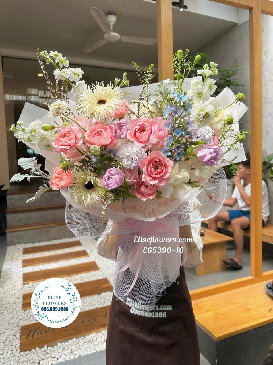 Bó hoa tốt nghiệp đẹp ở Hà Nội. Đặt hoa tốt nghiệp đẹp ở Hà Nội