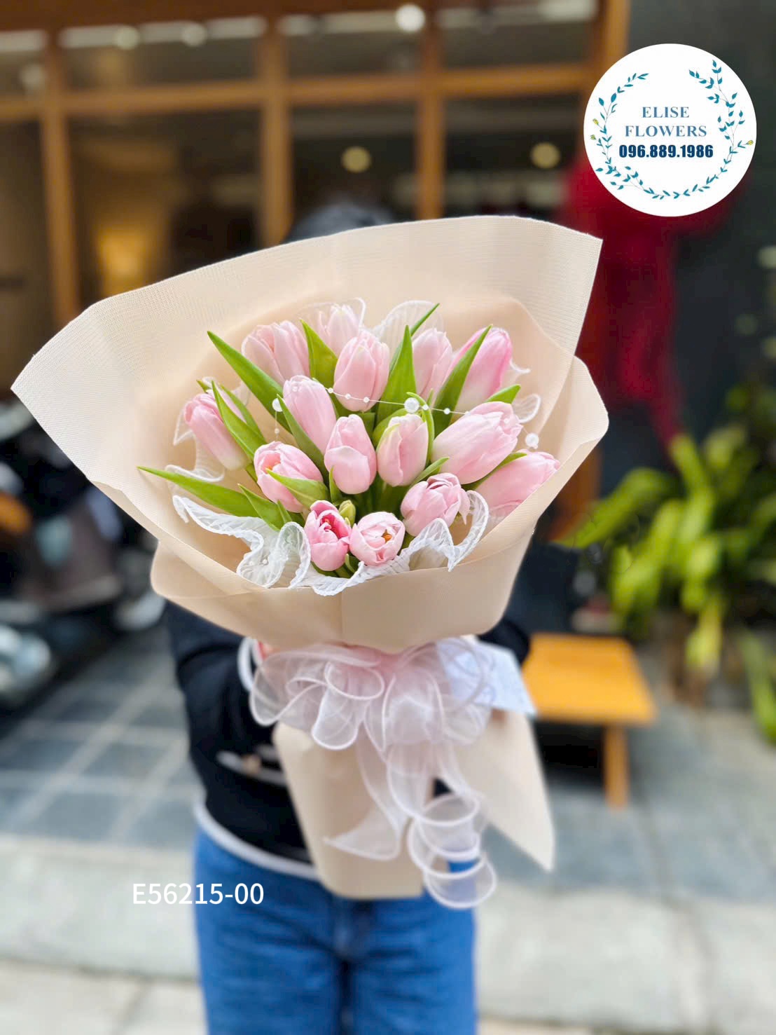 Bó Tulip nhập khẩu. Hoa tặng valentine. Bó hoa Tulip 15 bông cao cấp. Eliseflowers