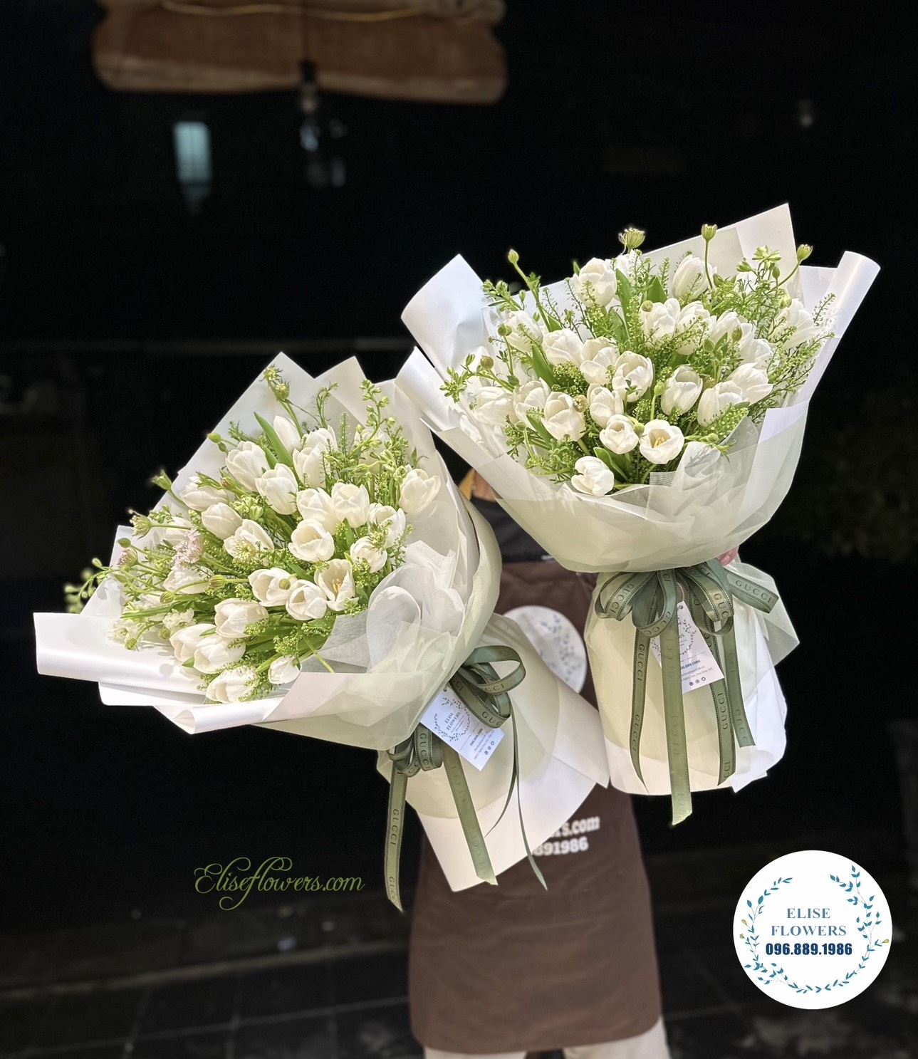 Bó hoa tulip trắng đẹp ở quận Cầu Giấy Hà Nội. Bó hoa tulip trắng tặng bạn gái, người yêu, vợ yêu ở Hà Nội.