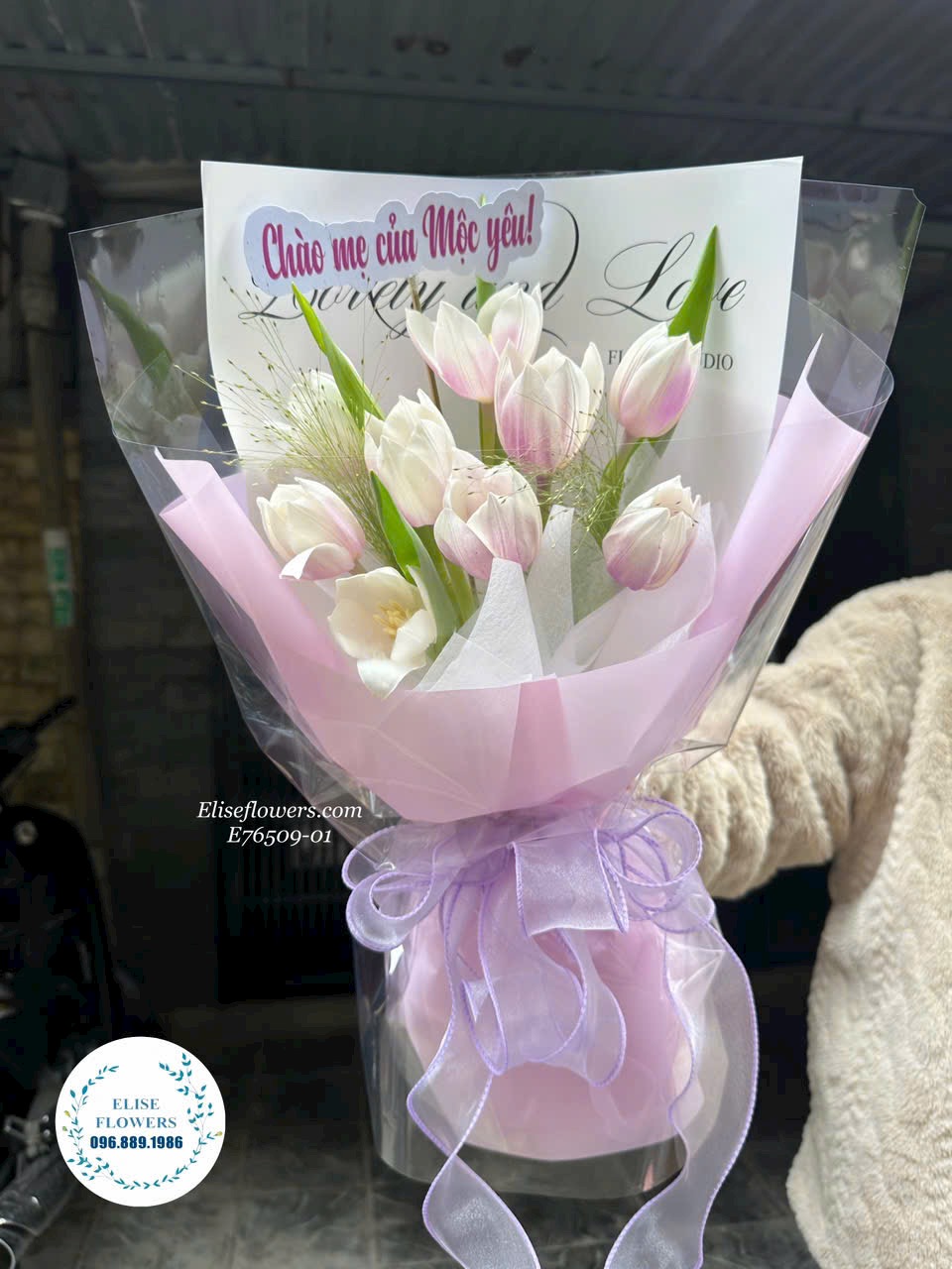 Bó Tulip tím mộng mơ tặng sinh nhật tại Hà Nội. Shop hoa sinh nhật - Eliseflowers