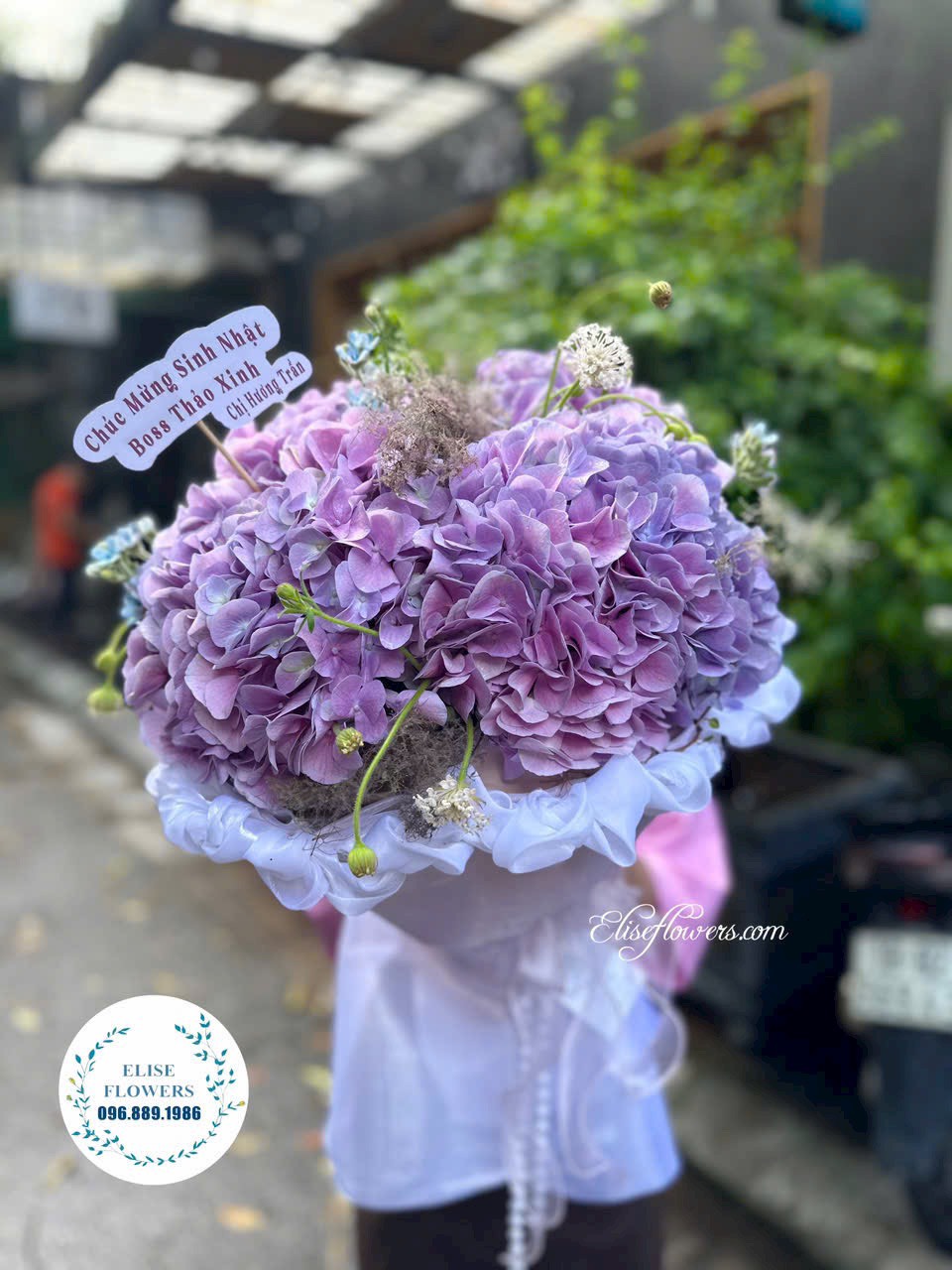 Đặt mua bó hoa cẩm tú cầu đẹp ở HÀ NỘI. Điện hoa cẩm tú cầu đẹp ở Hà Nôi