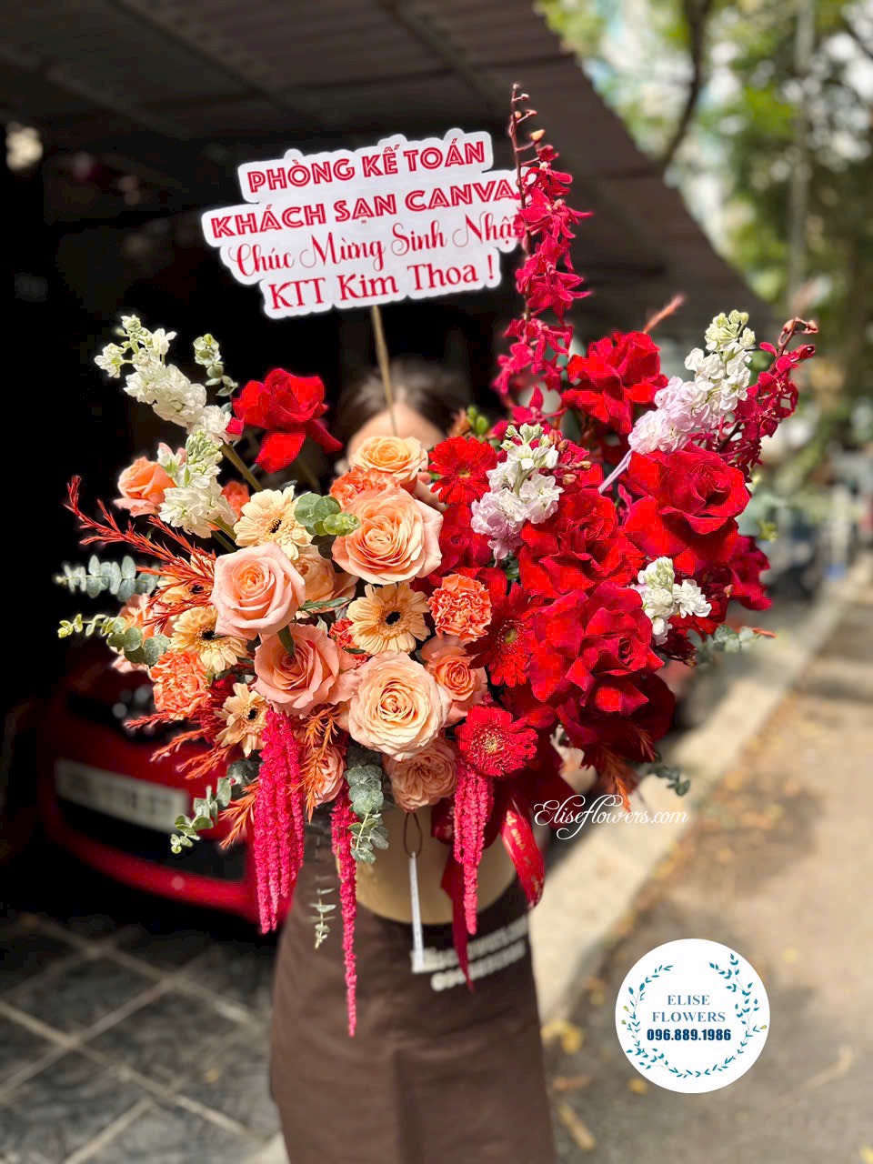 Lẵng hoa sinh nhật đẹp ở Hà Nội. Mua hoa sinh nhật đẹp ở HÀ NỘI