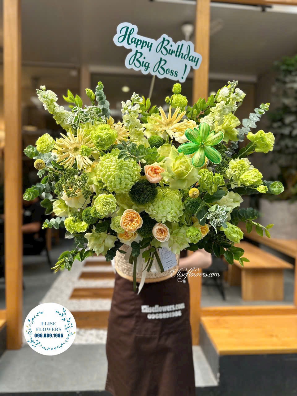 Lẵng hoa tặng sinh nhật sếp. Đặt mua lẵng hoa tặng sinh nhật sếp ở Hà Nội