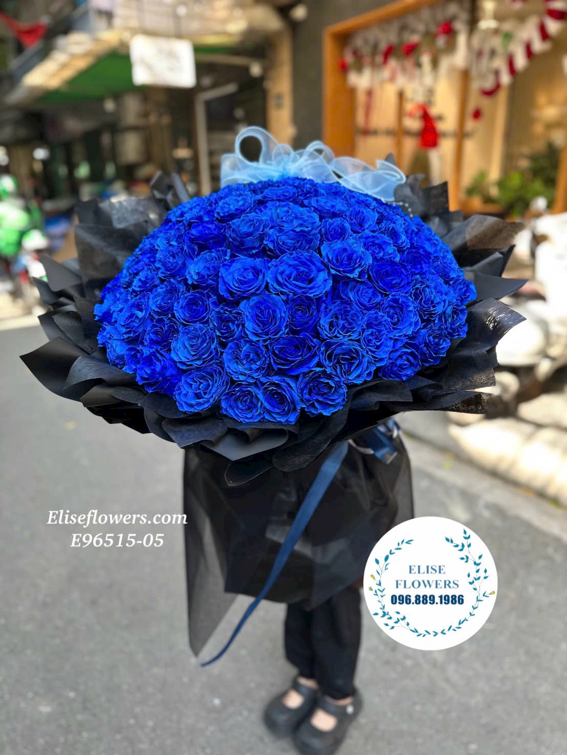 Bó hoa hồng ecuador xanh. Bó hoa hồng nhập khẩu 100 bông. Dịch vụ giao hoa nhanh chóng, đảm bảo