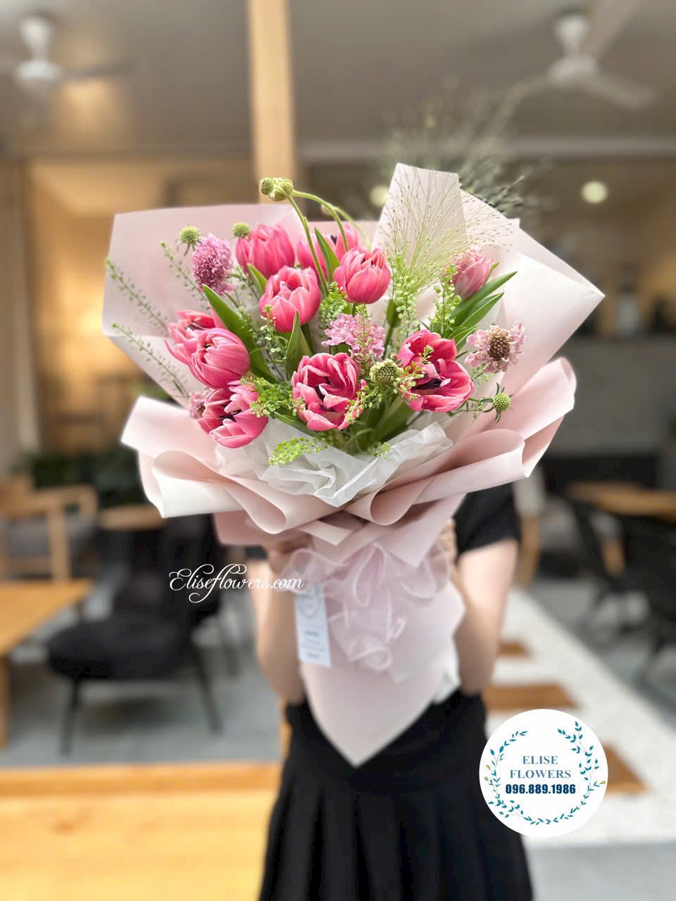 Đặt mua bó hoa Tulip. Mua bó hoa Tulip đẹp ở Hà Nội