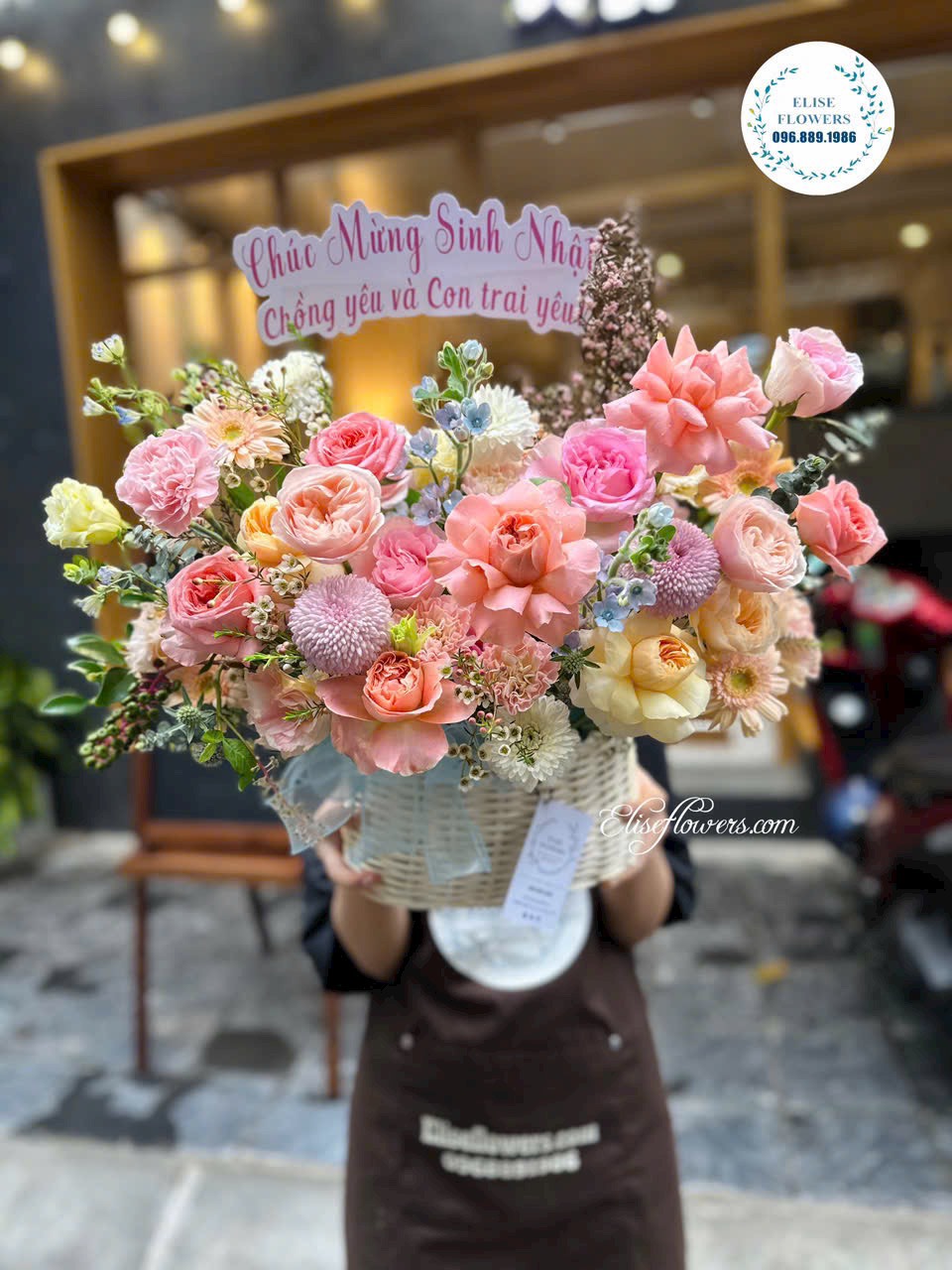 Giỏ hoa sinh nhật đẹp. Đặt mua giỏ hoa sinh nhật đẹp ở Hà Nội