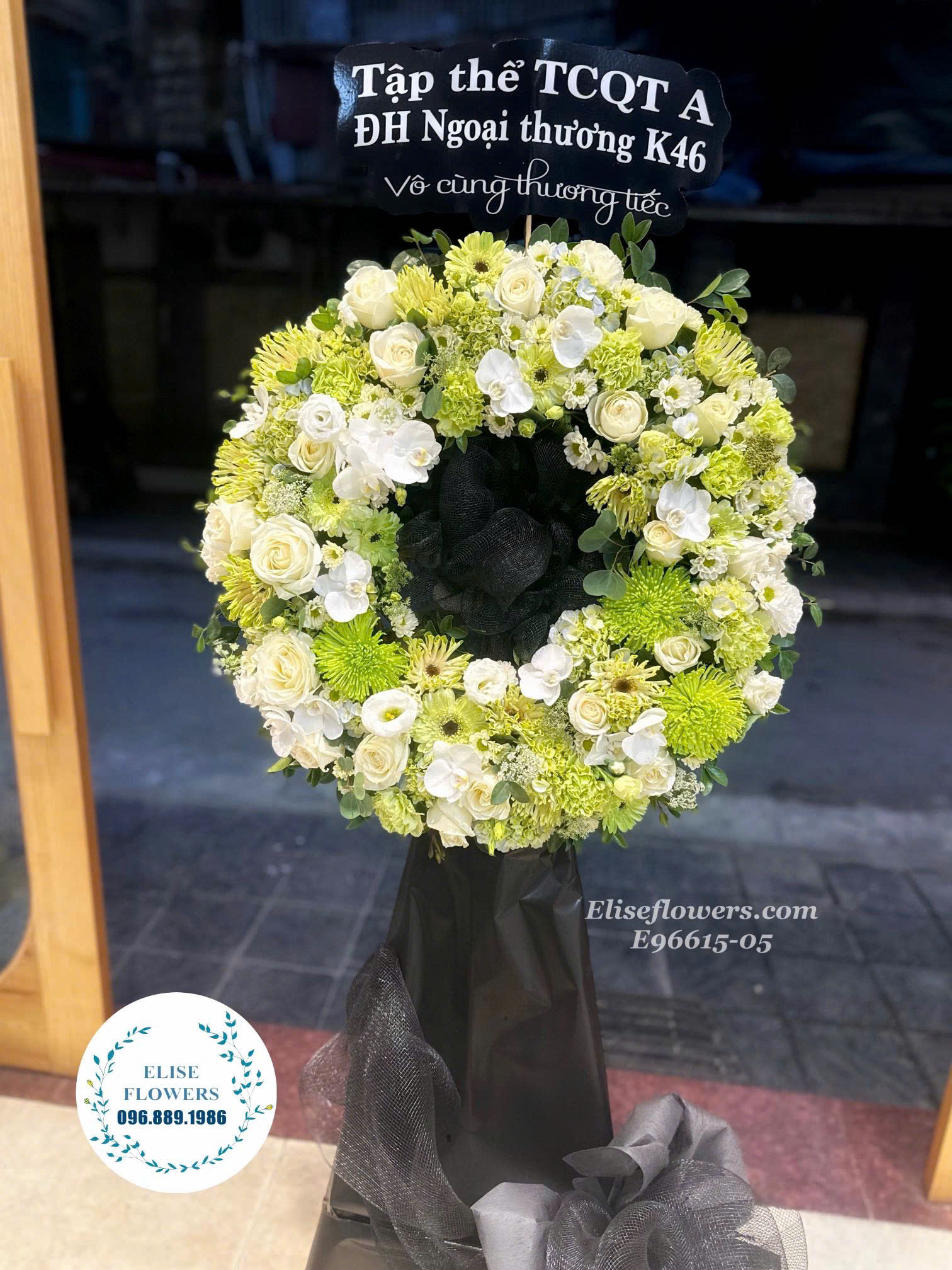 Đặt mua hoa chia buồn, hoa tăng lễ ở Hà Nội. Hoa chia buồn giá rẻ ở Hà Nội.