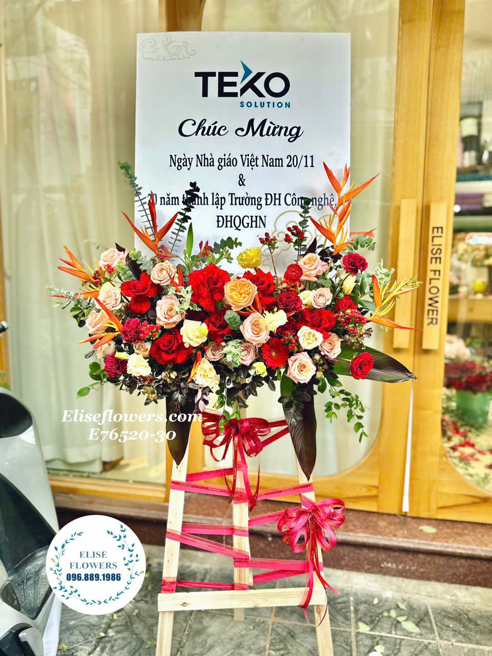 Kệ hoa khung tranh chúc mừng khai trương. Đặt mua kệ hoa khung tranh tặng khai trương cao cấp tại Hà Nội