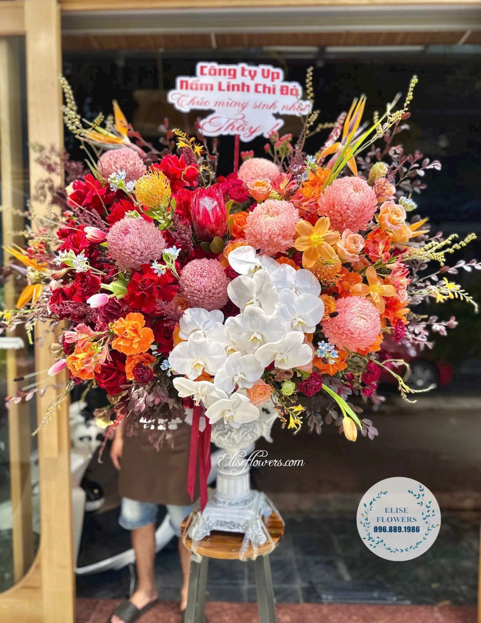 Bình hoa sinh nhật ở HÀ NỘI. Đặt bình hoa sinh nhật ở HÀ Nội