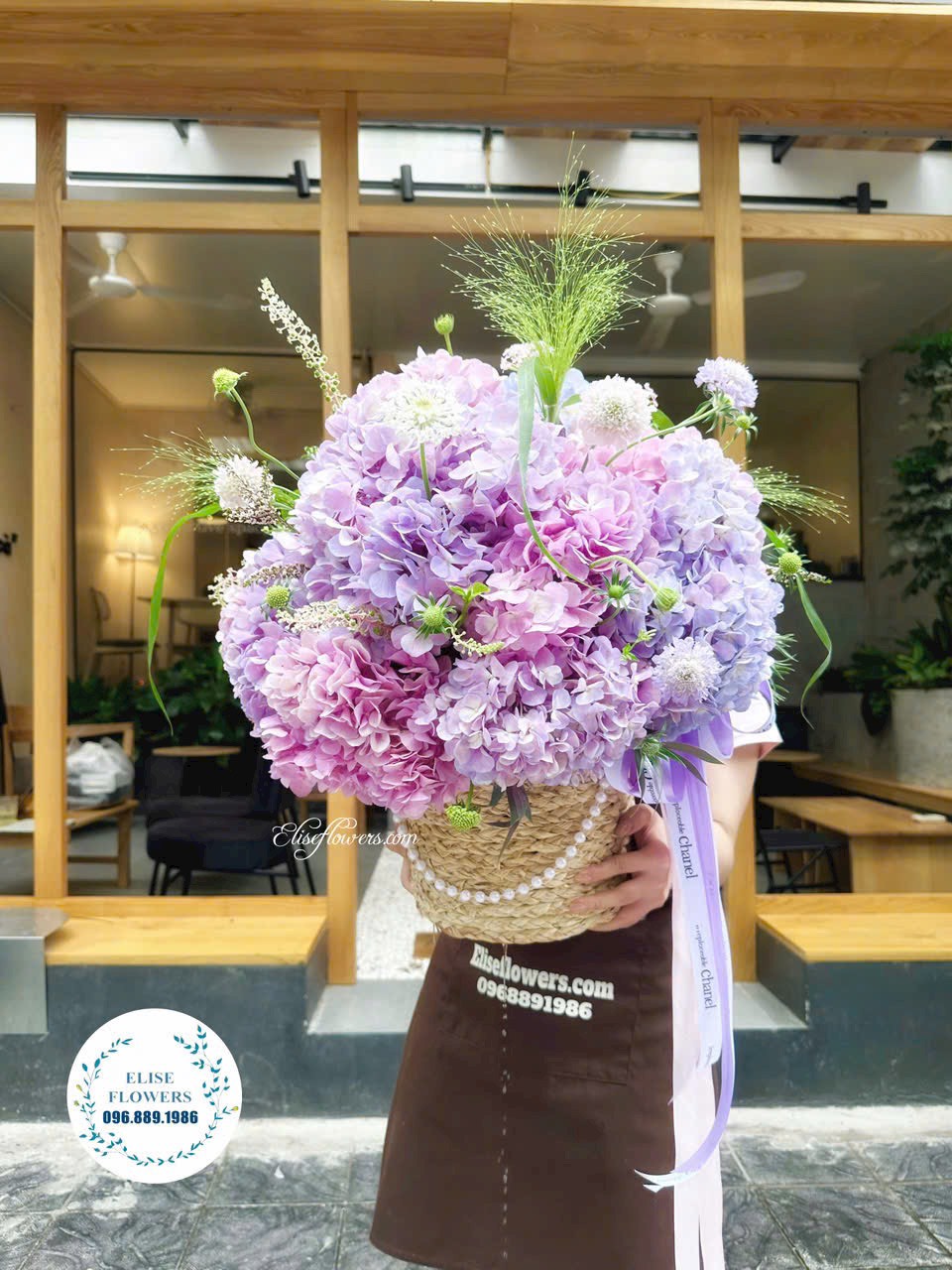 Đặt lẵng hoa cẩm tú cầu đẹp ở Hà Nội. Điện hoa sinh nhật đẹp ở Hà Nội