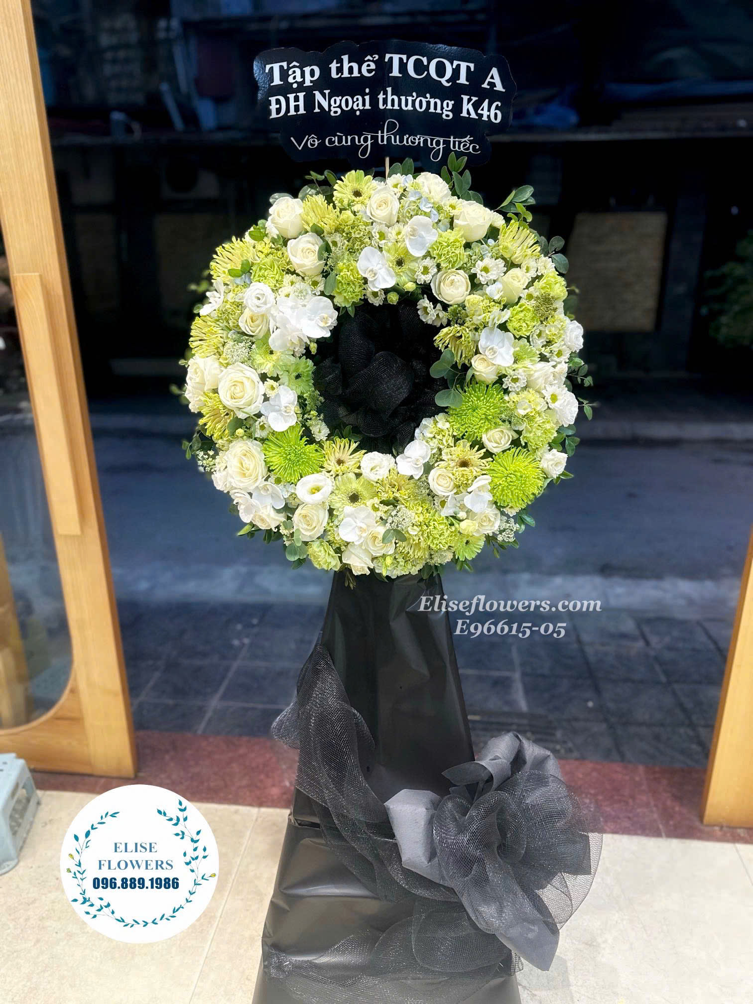 Giao hoa chia buồn ở Hà Nội. Dịch vụ giao hoa chia buồn nhanh chóng ở Hà Nội.