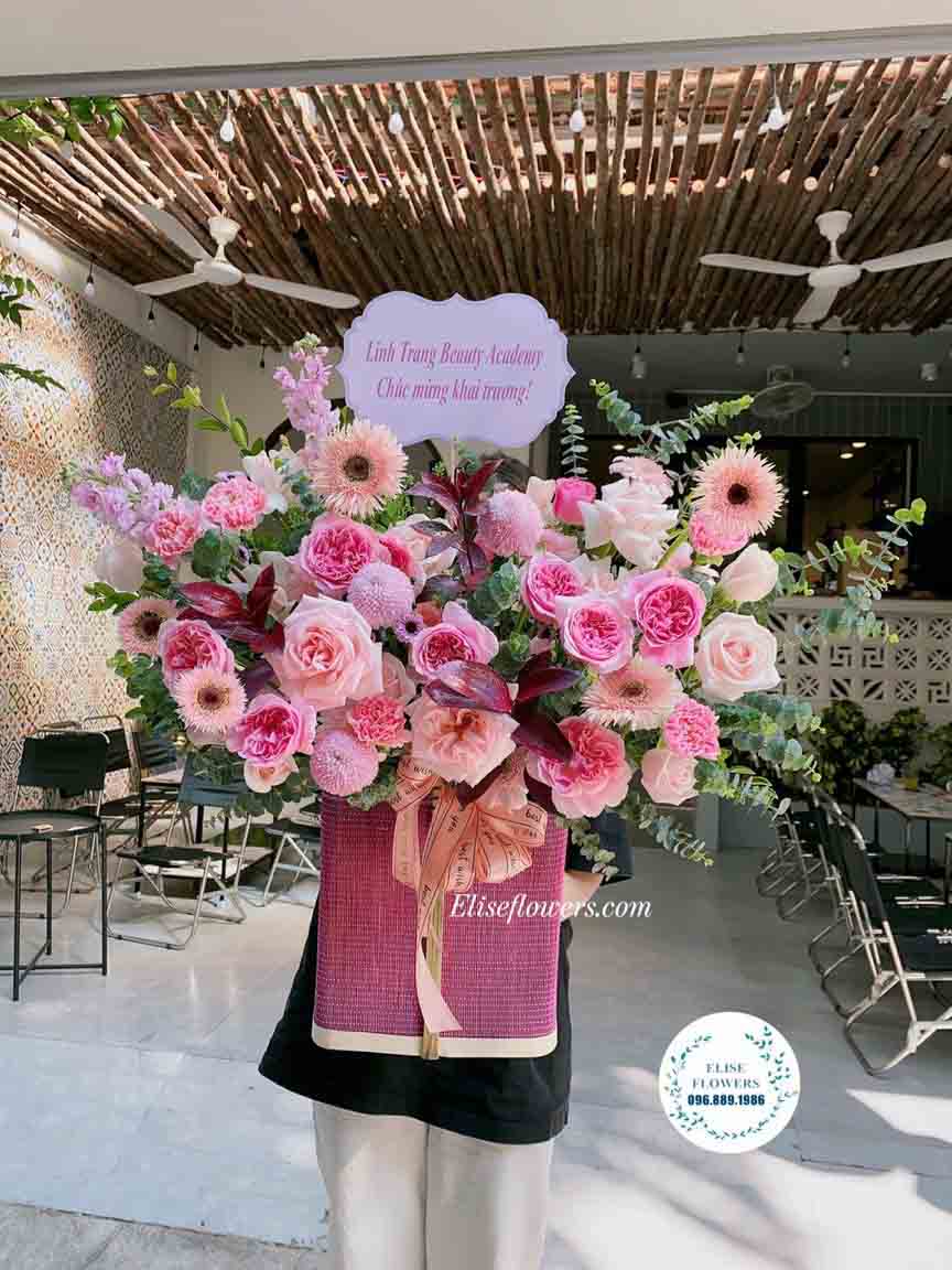 Giỏ hoa chúc mừng khai trương màu hồng đẹp nhẹ nhàng tại Eliseflowers.com