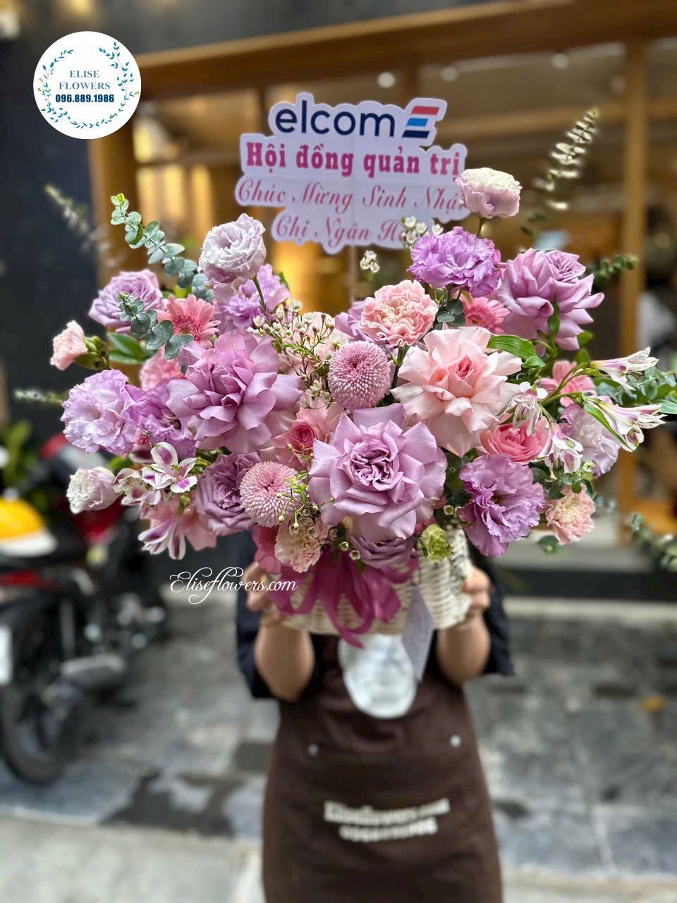 Mua giỏ hoa sinh nhật đẹp giá rẻ tại Hà Nội. Điện hoa sinh nhật đẹp giá rẻ