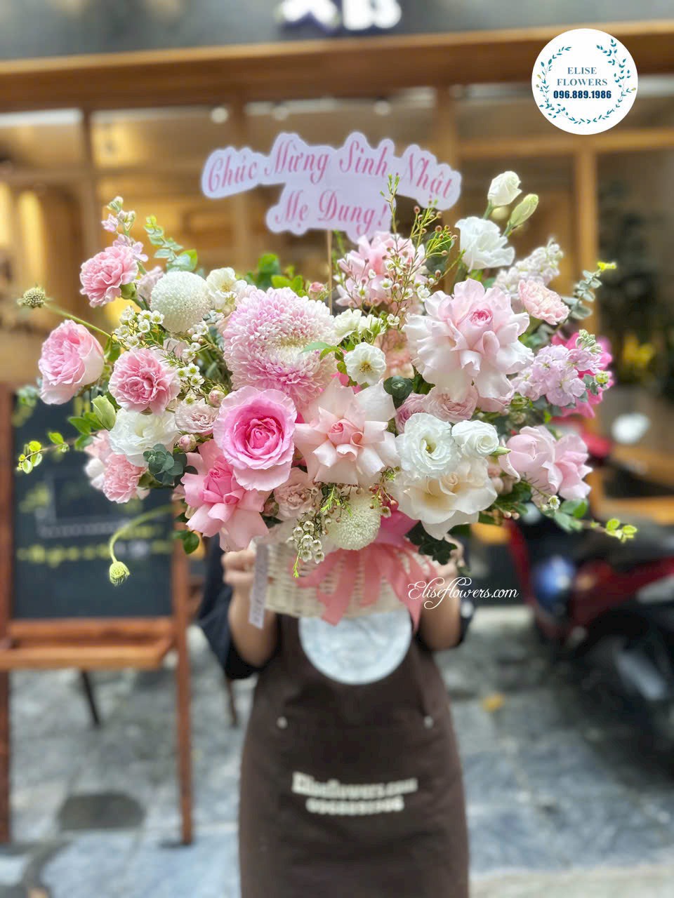 Mua giỏ hoa sinh nhật đẹp ở Hà Nội. Điện hoa sinh nhật tại Hà Nội