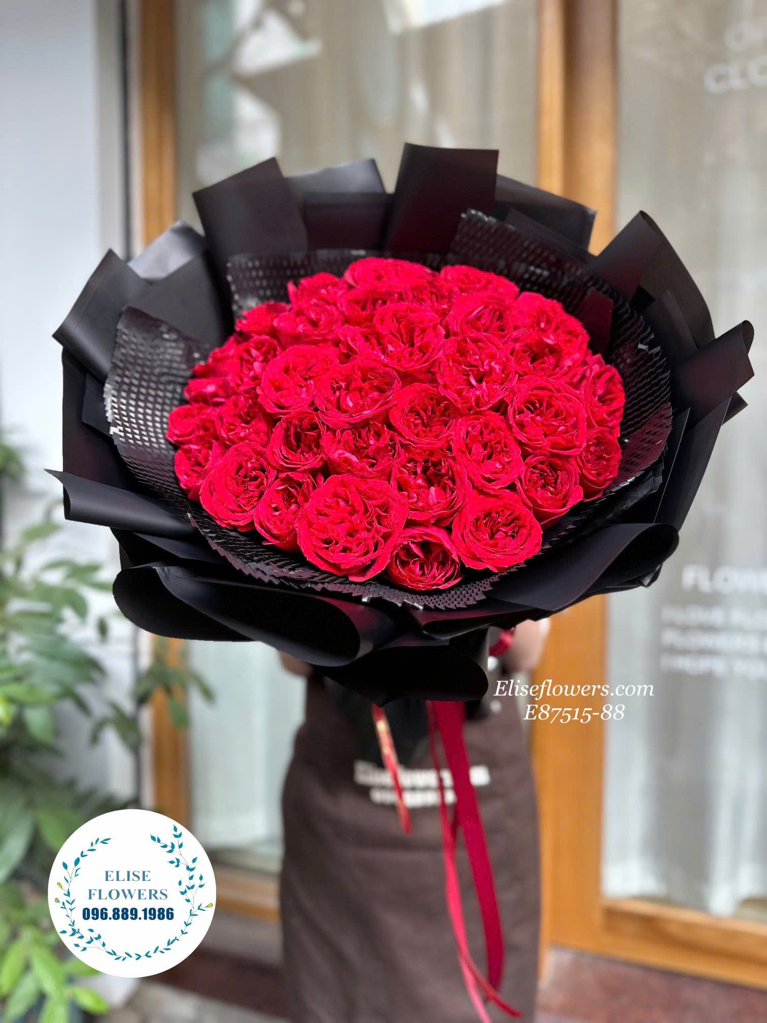 Hoa hồng đỏ tặng bạn gái, người yêu, vợ yêu dịp Valentine. Hoa Tươi Hà Nội. Elise Flowers