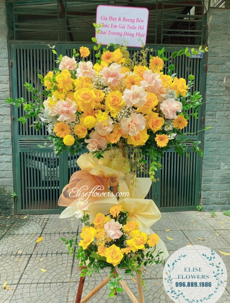 Hoa khai trương màu vàng đẹp ở Hà Nội - Cây hoa chúc mừng khai trương 2 tầng giá rẻ ở Hà Nội