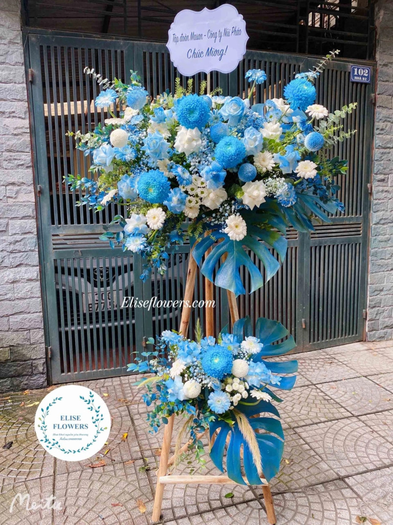 Hoa tặng khai trương sang trọng ở Hà Nội - Hoa khai trương màu xanh dương đẹp. lẵng hoa 2 tầng màu xanh dương ở Cầu Giấy - Hà Nội