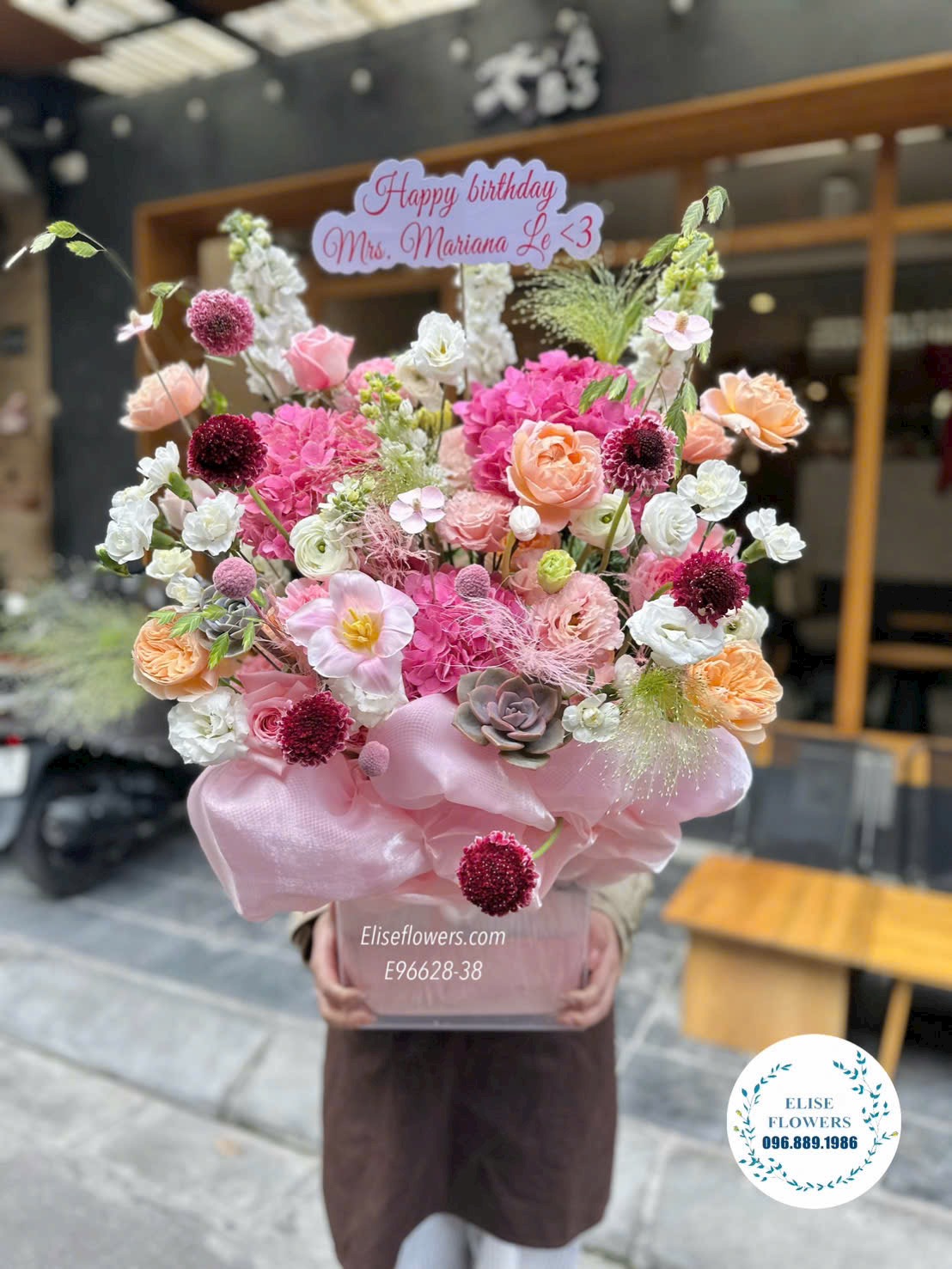 Hoa tạng sinh nhật mẹ. Đặt lẵng hoa ngọt ngào, tinh tế chúc mừng sinh nhật, Eliseflowers